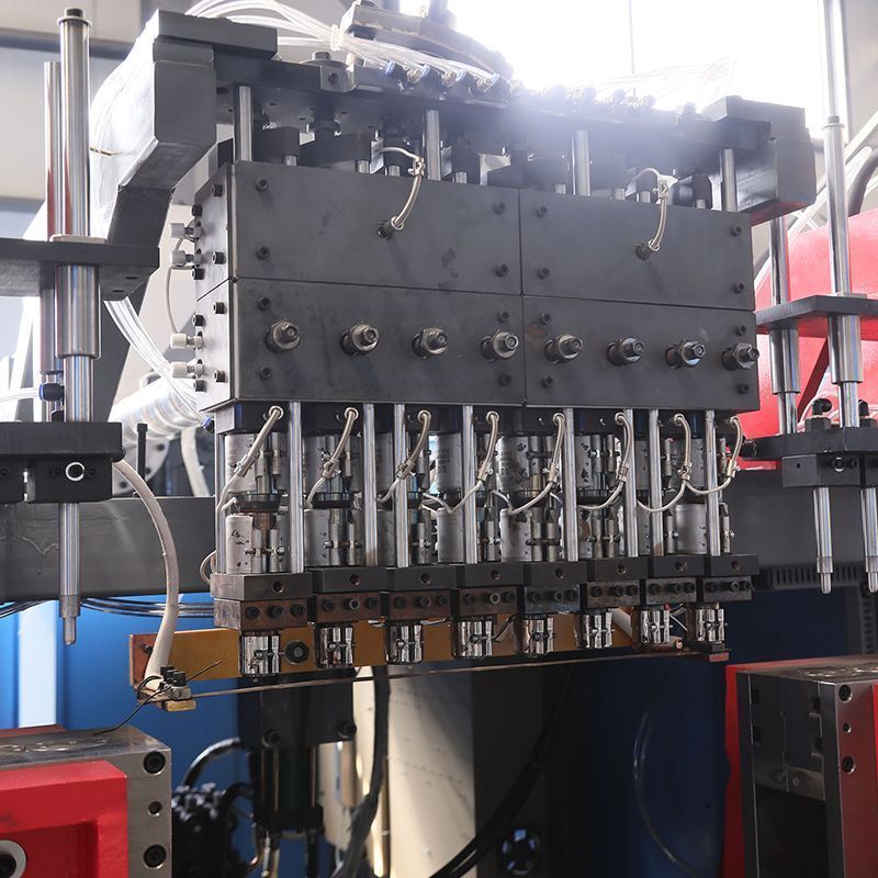 Факторы, влияющие на качество выдувных формовочных машин и изделий выдувного формования.