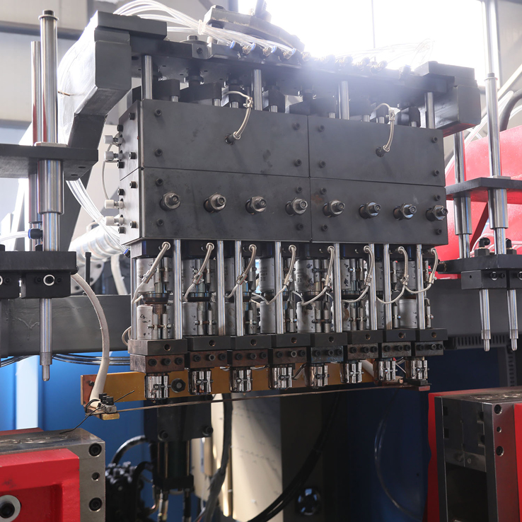 Факторы, влияющие на качество выдувных формовочных машин и изделий выдувного формования.