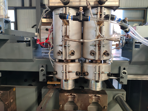 Ключевые факторы, влияющие на скорость производства выдувной машины